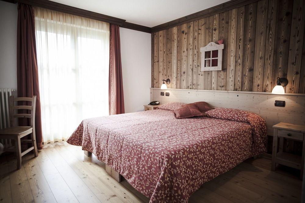 Отель Silou Retreat Champdepraz Экстерьер фото